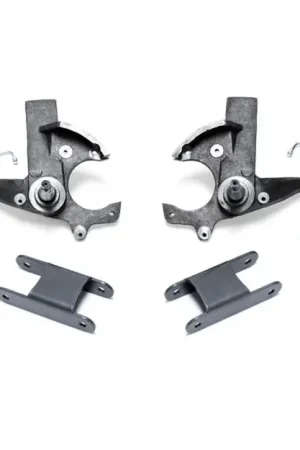 Viral MaxTrac 82-04 Chevrolet S-10 2WD 3in/1in Spindle Lift Kit