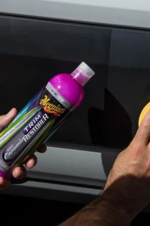 Meguiar's Hybrid Ceramic Trim Restorer, 473mL - G220316 Exclusive Offer